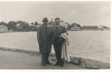 K. E. Sööt ja dr J. Fazekas Haapsalu supelrannas, 12. VII 1939