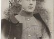 Tartu keiser Aleksander I gümnaasiumi 6. klassi õpilane, amatöörfotograaf Ernst Witow koolivormis, portreefoto. 1910 - EAA