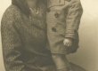 Jaik, (Juhan Jaik'i abikaasa) pojaga XII 1932. a - KM EKLA