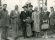 K. Kõrge, Fr. Tuglas, A. Hint, E. Kõrge, E. Tuglas, B. Alver Ahja end. härrastemaja ees 12. sept. 1955 - KM EKLA
