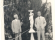 Andres ja Leo Saal endi aias Hollywoodis - KM EKLA