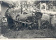 Johannes Vares-Barbarus (ees keskel) I Maailmasõja ajal Vene tsaariarmees polguartistina - KM EKLA
