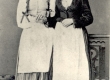 Harry Jannsen ja Heinrich Rosenthal Mareti ja Miina osas Koidula näidendis "Kosjakased" 1870. a. - KM EKLA