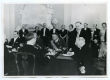 President Konstantin Päts uuele põhiseadusele alla kirjutamas [1936]. Taga par. 2. Artur Mägi - KM EKLA