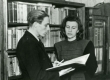 Juhan Smuul ja Kersti Merilaas u 1947. a - KM EKLA