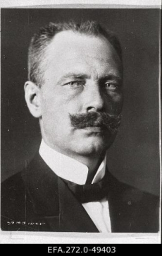 Sauer, Fridrich - 1920.a. haridusminister, gümnaasiumi direktor Tallinnas 1925.-1927.a. 1928