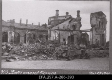 Vabadussõja ajal purustatud Balti jaam Narvas.