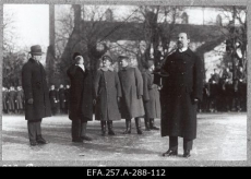 Eesti Vabariigi riigivanem J. Tõnisson vabariigi 2. aastapäeva paraadil Vabaduse platsil kõnelemas. 24.02.1920