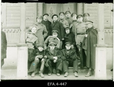 Saksa sõjavangist Saaremaalt Haapsallu põgenenud ohvitserid ja sõdurid. 1918