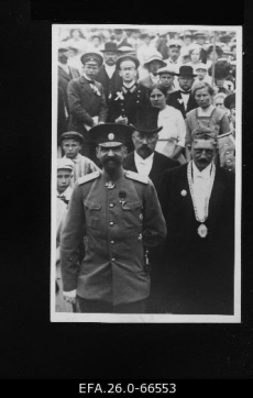 Eestimaa tsiviilkuberner Izmail Korostovets ja Haapsalu linnapea dr Gottfried von Krusenstern [II Läänemaa laulupeol]. 1913