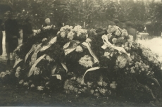 August Kitzbergi haud (matusepäeval) 1927. a
