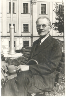 Friedebert Tuglas Tartus 1954 suvel