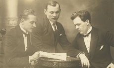 Vasakult: Julius Oengo, Albert Kivikas ja Peet Vallak