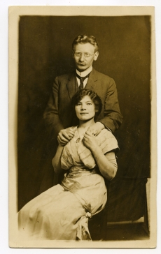 Hans Pöögelmann abikaasa Julia Pöögelmanniga  