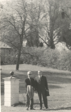 Karl Ristikivi ja R. - P. Keer Sigtunas 1966. a