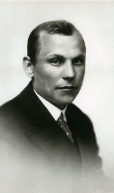 Albert Kivikas