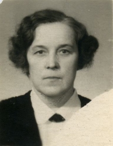 Betti Alver [1940. aastatel], dokumendifoto