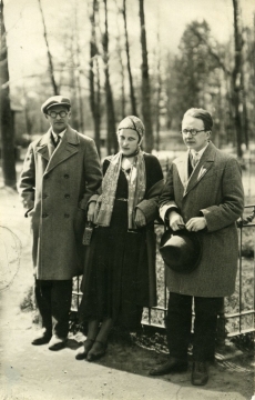 Betti Alver, Heiti Talvik ja Paul Viiding [1930. aastate alguses]