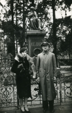 Betti Alver ja Heiti Talvik 1937. aasta oktoobris Toomemäel