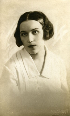 Betti Alver aprillis 1928. a