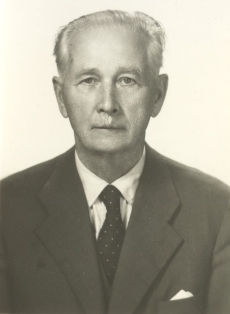 Karl Ast 1958. a