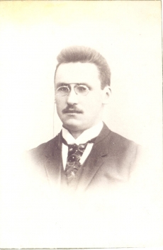 Gustav Wulff, pseud. G. Õis, seltskonnategelane ja kirjanik