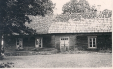 E. Peterson-Särgava lapsepõlvekodu, "Kadaka" koolimaja Vändras, 1957