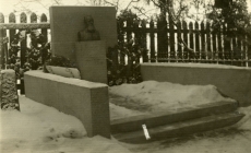 H. Treffneri haud Tartus Raadi Uue-Jaani uuel kalmistul