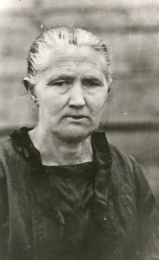 Karl Ristikivi ema Elisabeth Ristikivi 1930. aastate II poolel