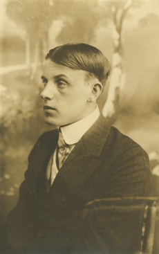 Hendrik Adamson [1916]