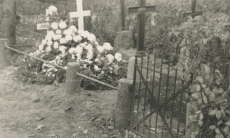 Mihkel Kampmaa kalm matusepäeval 1943. a