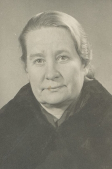 Marta Alle, August Alle õde 1955. a