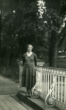 Jaan Kurni abikaasa Elise Kurn Tartus Toomel 1932. a