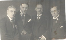 Eduard Vilde "Estonia" teatri tegelastega u. 1918, A. Lauter, A. Sällik, K. Jungholz