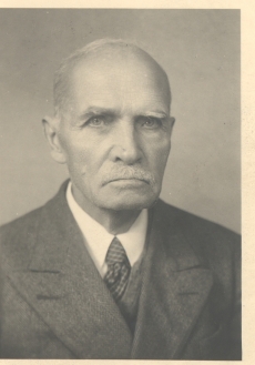 K. E. Sööt, 1945