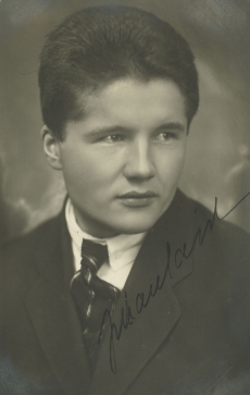 Juhan Jaiki portree autogrammiga