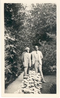 Andres ja Leo Saal, 1928