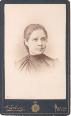 Anna Haava (1864  1957), luuletaja.