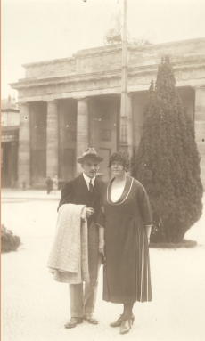 Marie Under ja Arthur Adson Berliinis 1921. a. 