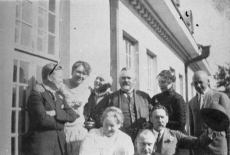 August Kitzberg (ees par.) grupifotol