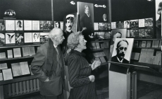 Valmar Adams ja Aira Kaal G. Suitsu näituse avamisel 30. novembril 1983. a