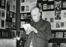 Valmar Adams XXI Kreutzwaldi päevadel 26./27.dets 1977. a Kirjandusmuuseumis
