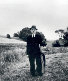 Friedebert Tuglas teel Tammele, aug 1940