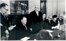 Soome külalised Tallinnas 1964. Paremalt: 1) Friedebert Tuglas, 2) Sylvi Kekkonen