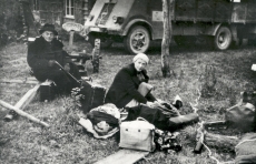 Friedebert ja Elo Tuglas 1944 sügisel