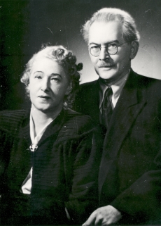 Elo ja Friedebert Tuglas, jaan 1950 