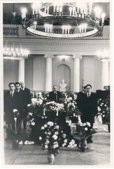 J. V. Veski matused TRÜ aulas,  auvalve, 31. III 1968