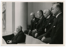 K. Pätsi visiit Soome 1937. a. Vas. (all) istub K. Päts