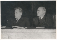 Vasakult: Nikolai Karotamm ja Johannes Vares-Barbarus