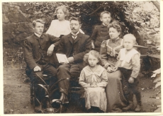 Jakob Liiv perekonnaga